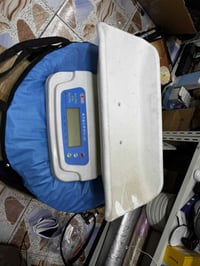 ميزان اطفال العدد قطعتين السعر خاص 07770584136