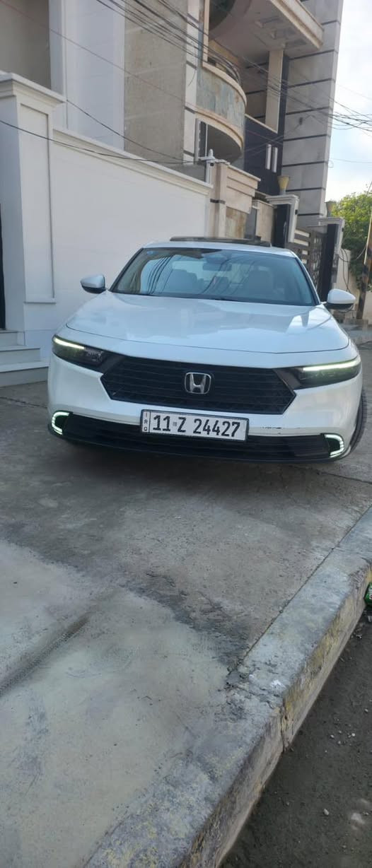 السـلام عليكم…للبيع 
هـوندا اكورد 
2023 فئة EX
بانزين مكينه 1500 تيربو
ماشيه ٥٤ الف كيلو
ضرر جاملغ الامامي فقط الباقي كفاله
كشنات مخمل
هيتر كشنات
عدادات ديجتال متغير الثيمات
تحكم ستيرن كامل
تشغيل عن بعد
اوتو هولد
اوتو ستوب
شاشه ابل كار بلي واندرويد اوتو
رادار امامي وجانبي
حداديه جديده بالكامل
تخم تاير جديد
السياره بدون نواقص

📍صلاح الدين/بلد

السعر 
188$ و بيها مجال للشراي
للتواصل

‭0782 918 8609‬
