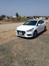 اكسنت 2020مكفوله فول مواصفات فتحة سقف، ويل كب (جنوط) ألمنيوم قياس 17 إ...