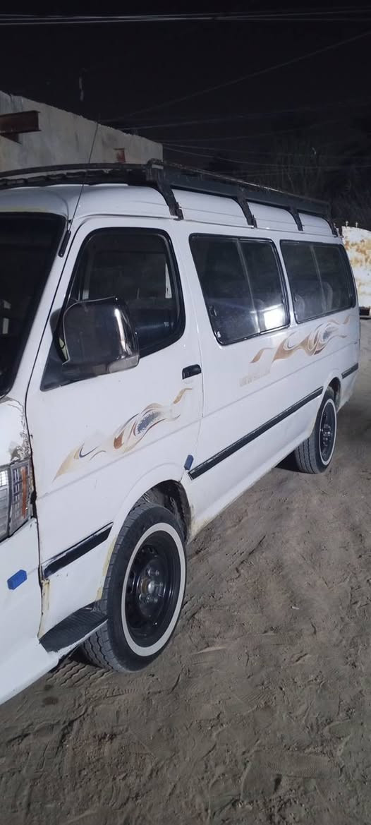 السلام عليكم فوتون 2014موصليه
السياره مكينه بيه بخار
 كير اكسن حداديه تخم تاير
 مكفوله من الضربه والصبغ 
داخل جديد كله مدوشم
السعر 35وبيها مجال رقم ذيقار
العنوان كربلاء الحسينيه
***********
