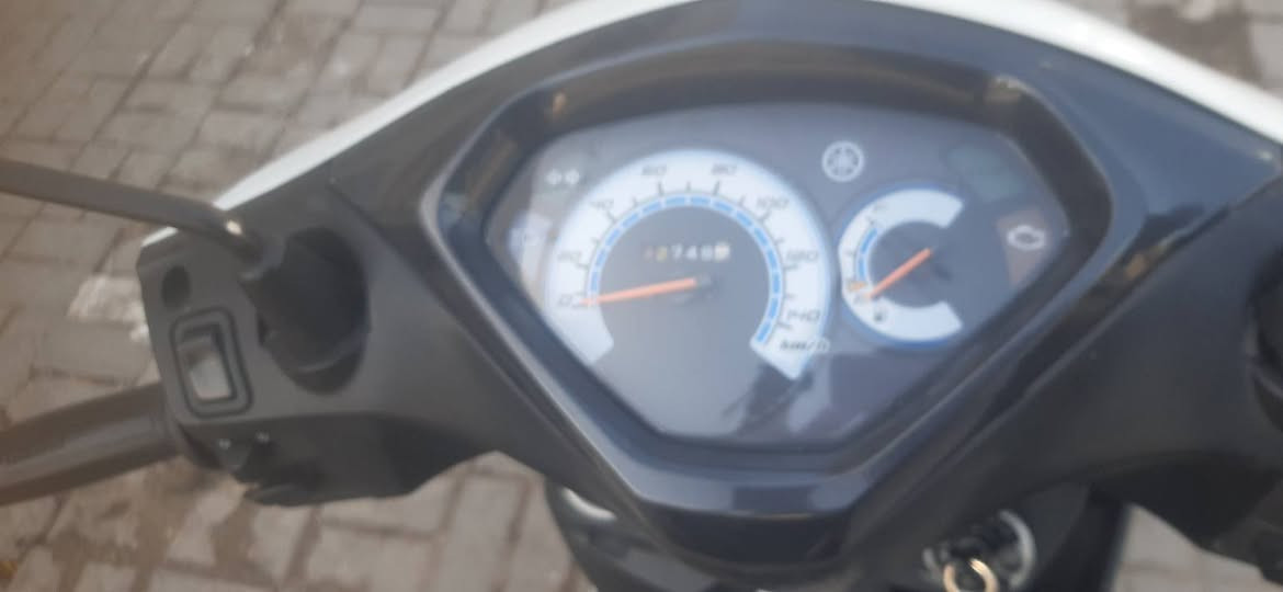 دراجة اكزز z ياباني جديدة لوك مكفوله من كلشي ماشية ٣١ قبق بانزين نفخ ستان كهرباية طلاعات حديث السعر  مليون ٢٥٠  بغداد  ***********
