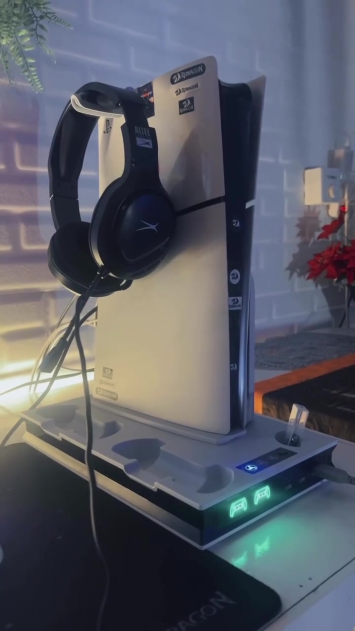 السلام عليكم شباب ps5 سلم اوربي اخو
الجديد مثل متشوف مع قاعده وسماعات السعر 725 الف
بغداد سبع البور ***********

