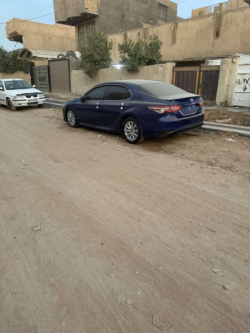 السلام عليكم كامري موديل 2018 ماشيه 88 حادث جاملغ وباب بدون ايرباك كير مكينه كفاله حداديه جديده رقم اربيل بسمي هزه جديده  مكاني الحله شارع60 للاستفسار ***********
