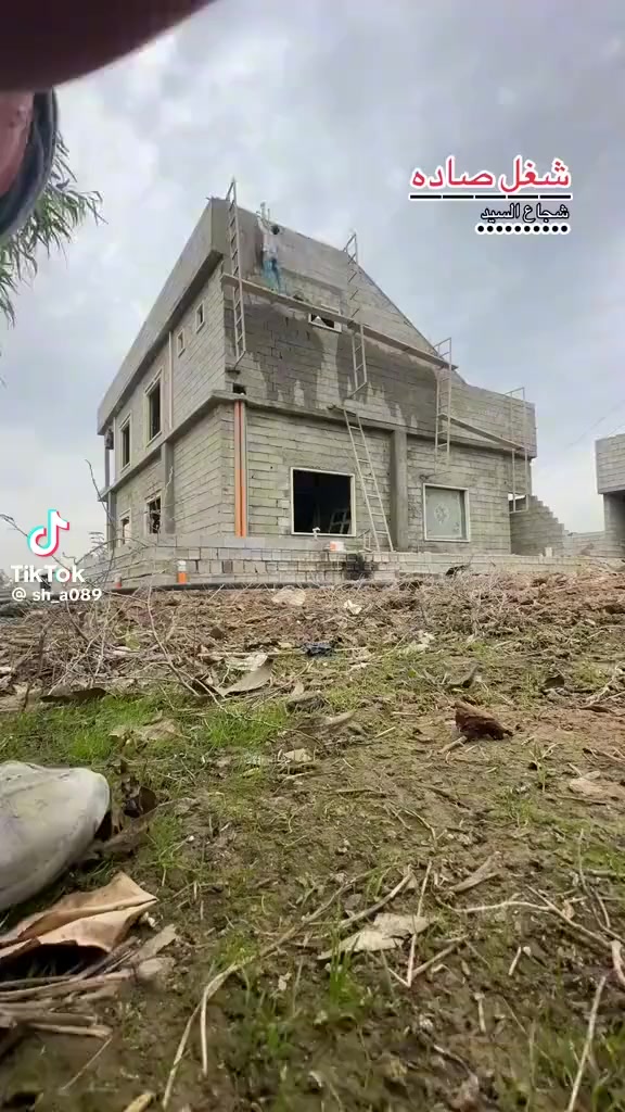 السلام عليكم ورحمه الله وبركاته اخوان موجود كادر عمل بناء حجر بناء بلوك ولبخ خارج اسعار مناسبه وشغل ممتازا
للتصال ***********
