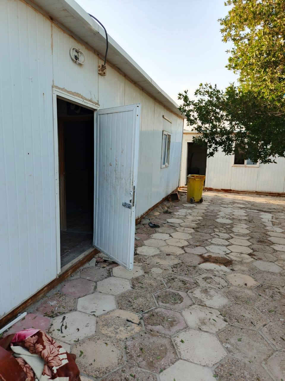 كرفانات للبيع عدد2 العنوان السماوه
مساحه الواحد منهن48
12×4
للتواصل ***********
