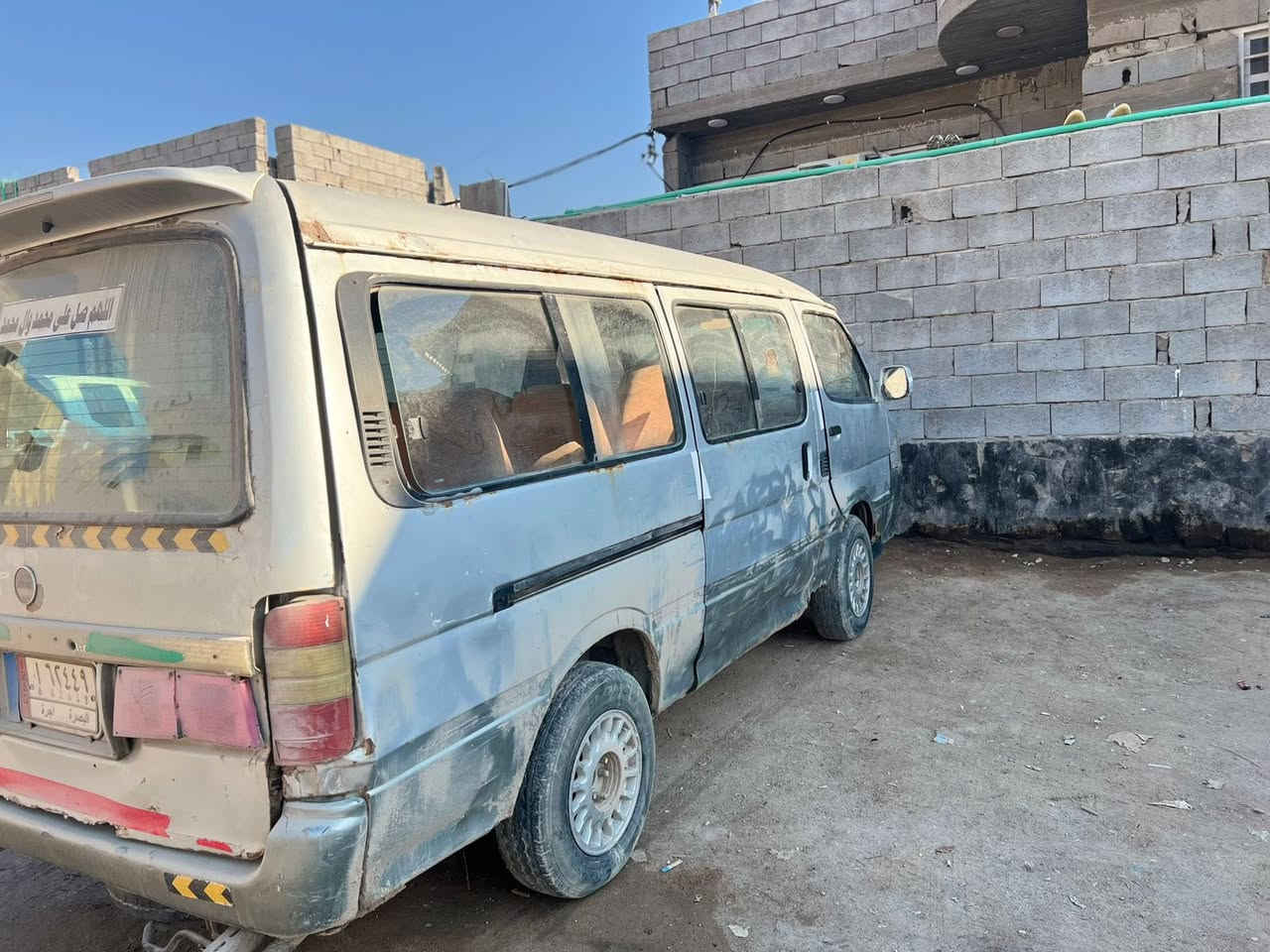 سلام عليكم سياره بورلارسن سياره حره رقم بصره راعيه موجودبس  ماوصله سنويه منتهيه موديل 2008 هاذ لبدي شوف لعين مكينه بيه خيط تبخير مكاني لبصره شط العرب *********** السعر 22 وبيه مجال
