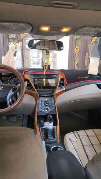 من رخصة صاحب لكروب
الانتره موديل 2016وارد خليجي فول عده لبصمه مكفوله من صبغ وطخه مكينه وكير مكفولات تخم تاير رقم صاحب سياره مكلف بنشر *********** / ***********
