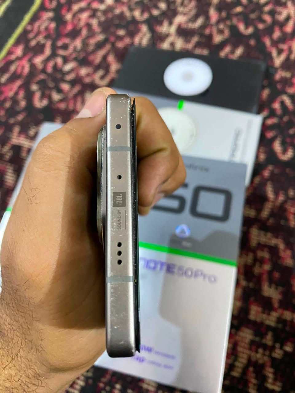 السلام عليكم البيع انفنكس نوت 50 برو جديد كارتون ويا بدون غراض بس كارتون  مبدل شاشه بسس ذاكره ٢٥٦ كله شغال السعر 165 وبي مجال مكان اطوريج الرقم ***********
