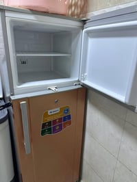 ثلاجه • شغاله • نضيفه