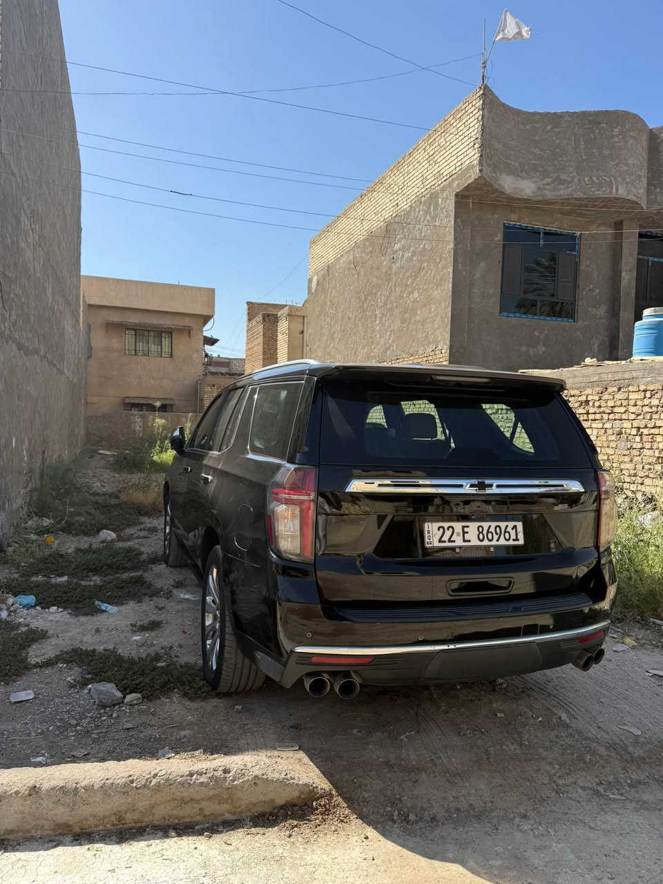 تاهو بريمير2021 اعلى مواصفات
خليجي مكفوله من الصبغ وتبديل كلين 
بيهه فقط بارد شي قليل طرف الباب الخلفي وما مبين  
ماشيه 71 ميل.  
السعر 460 
***********
