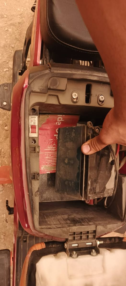 السلام عليكم دراجه شحن موديل 24 نظيفه المكان كربلاء قرب سيطره الابراهيميه استخدام اربعه اشهر كلش نظيفه محتاج وعرض للبيع السعر 450 وبيها مجال قليل والشراي خليه ينتصر ***********

