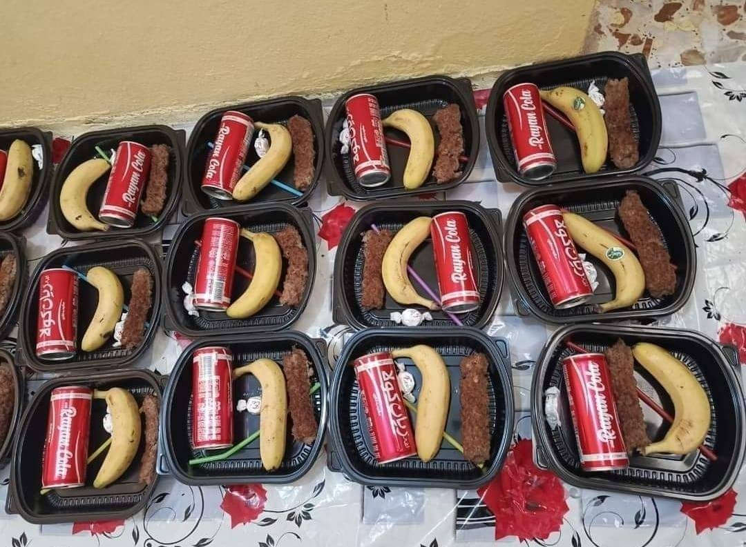 تخفيضات على تجهيز اكل مناسبات حسب الطلب العنوان حي النداء قرب موقف الكيات شارع ٦٠ العرضي ***********
