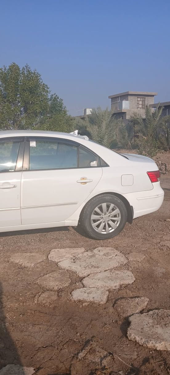 سوناتا 2009 خليجي مكفوله رقم انبار السياره جاهزه مكان السياره ابو غريب السعر 125وبيها مجال ***********
