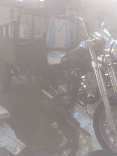 السلام عليكم ستوته البيع كلك مكاني السماوه رقم ***********
