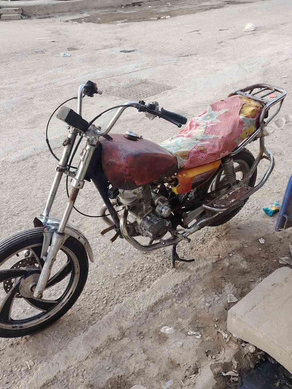 جونده كلك السعر 200 بيه مجال غير متواجد عل فيس ***********
