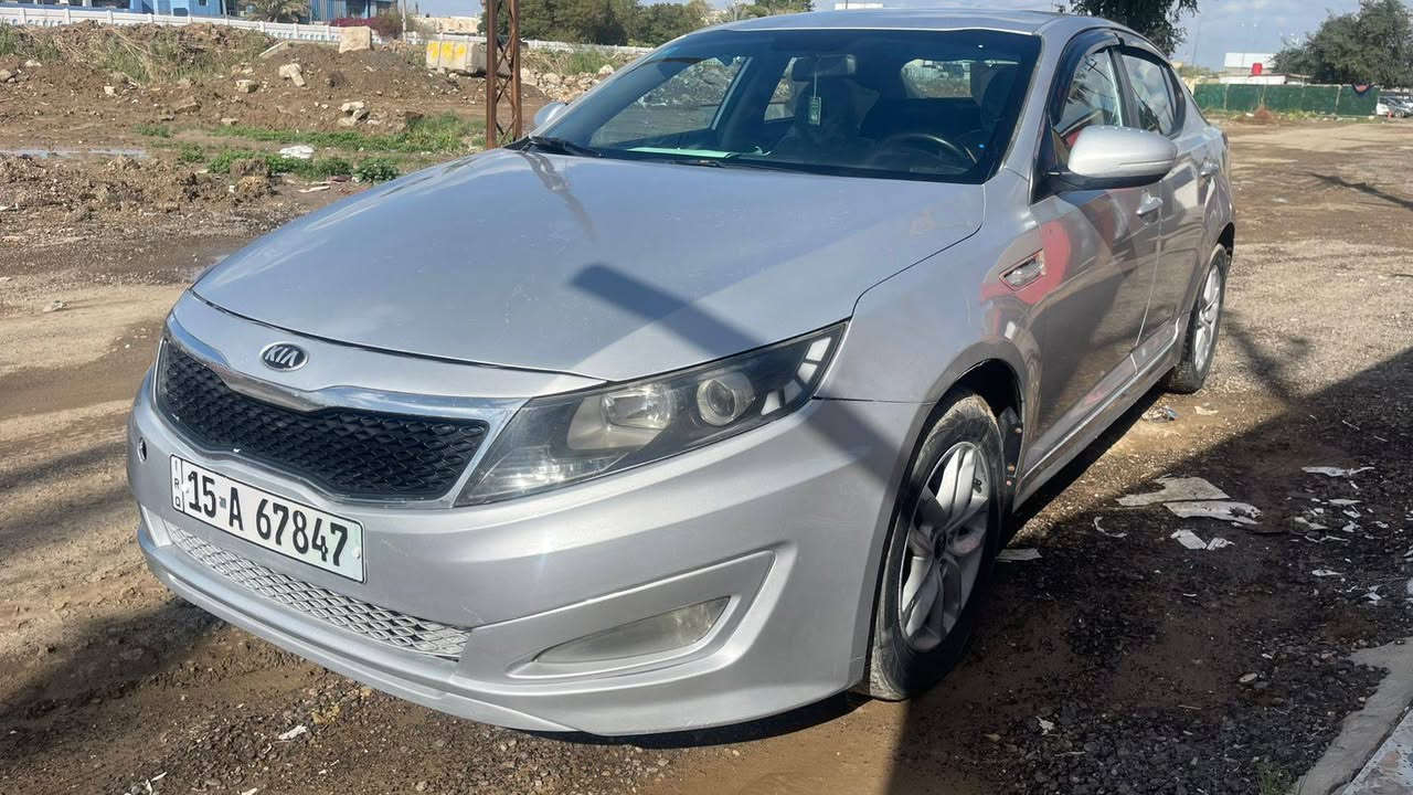 اوبتيما للبيع او مراوس بي واي دي
2011وارد كوري محرك 2400 مصبوغه عام اثر جراد معروف السلفر يجرد وتصويرها موجود يرادلها صدر شويه تعبان نضام eco قطعتين تبريد حساسات كير ومحرك خير من الله سعرها95 بي مجال قليل 
واتساب ***********
