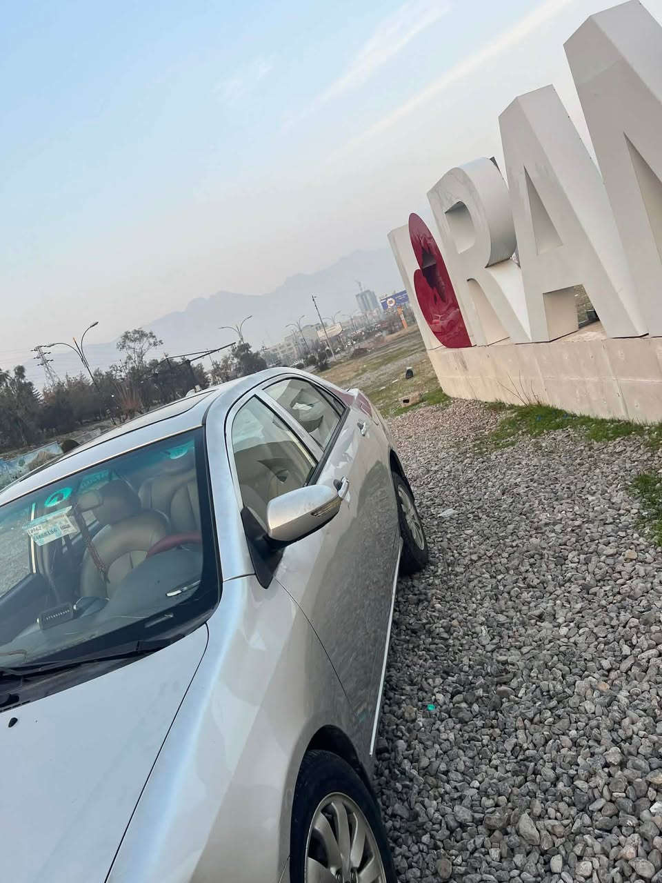 سلاوى خواتان لى بيت ئه وبى واى  ديه بؤفرؤشتن مؤديل2013 ئۆتۆماتیک جام کارەبای و سلاید مه كينه بیلادی پارچەونیوێک بؤياخه سه نه وى له گه له به شه رتى مالى كه س نه بى به شه رتى بؤياخو مه كينه و گیڕ نرخى 29$ مه حامه له يه كى كه م *********** رانية, السليمانية
