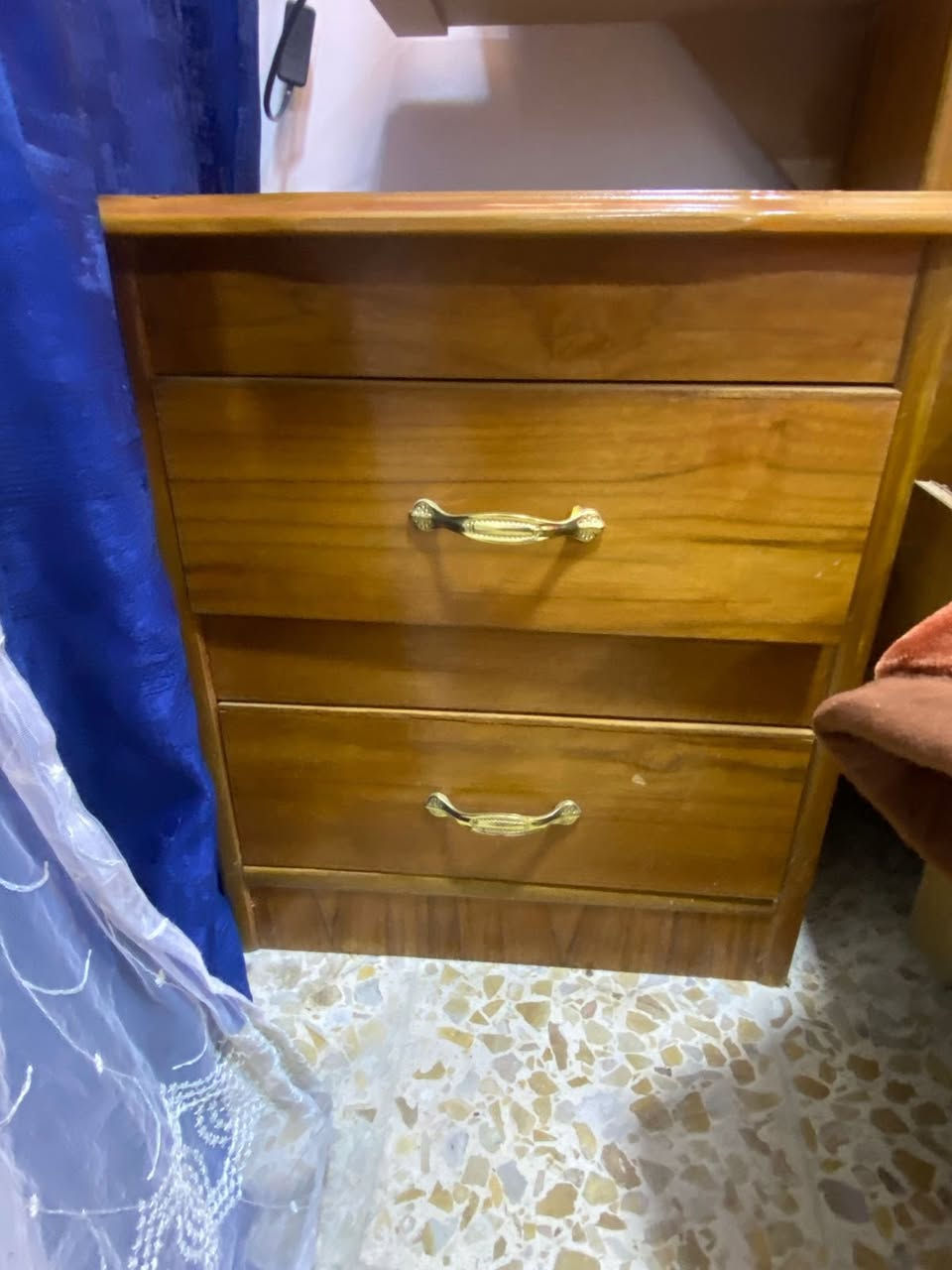 عيني هاي غرفه البيع حي عامل سعرها 800 جديده صارلها 6 اشهر


**إذا كنت صاحب هذا الإعلان وتريد حذفه لأي سبب، رجاءا أرسل رسالة إلى الدعم الفني**