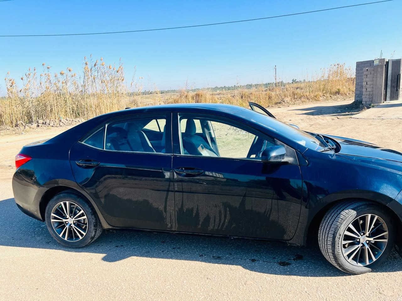 كورلا ١٩ أمريكي LE
لون كحلي بدون نقص برغي جاهزه 
رقم بابل انكليزي باسمي 
داخل بيجي 
شاشه
كامره 
رادار 
تحكمات 
السونار موضح بدون دواخل 
السعر ١٣٧ وبيه مجال مكاني بابل الحله 

***********
***********
