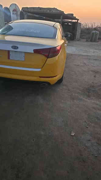 كيا اوبتيما مديل 2012 خليجي فول موصفات كويتي تبريد قطعتين مرايت شفط مكينه 2000 رقم مثني مداوم ثاني يوم مصفره هيه وقرات  مكفول كفاله السعر 125 وبيه مجال ***********
