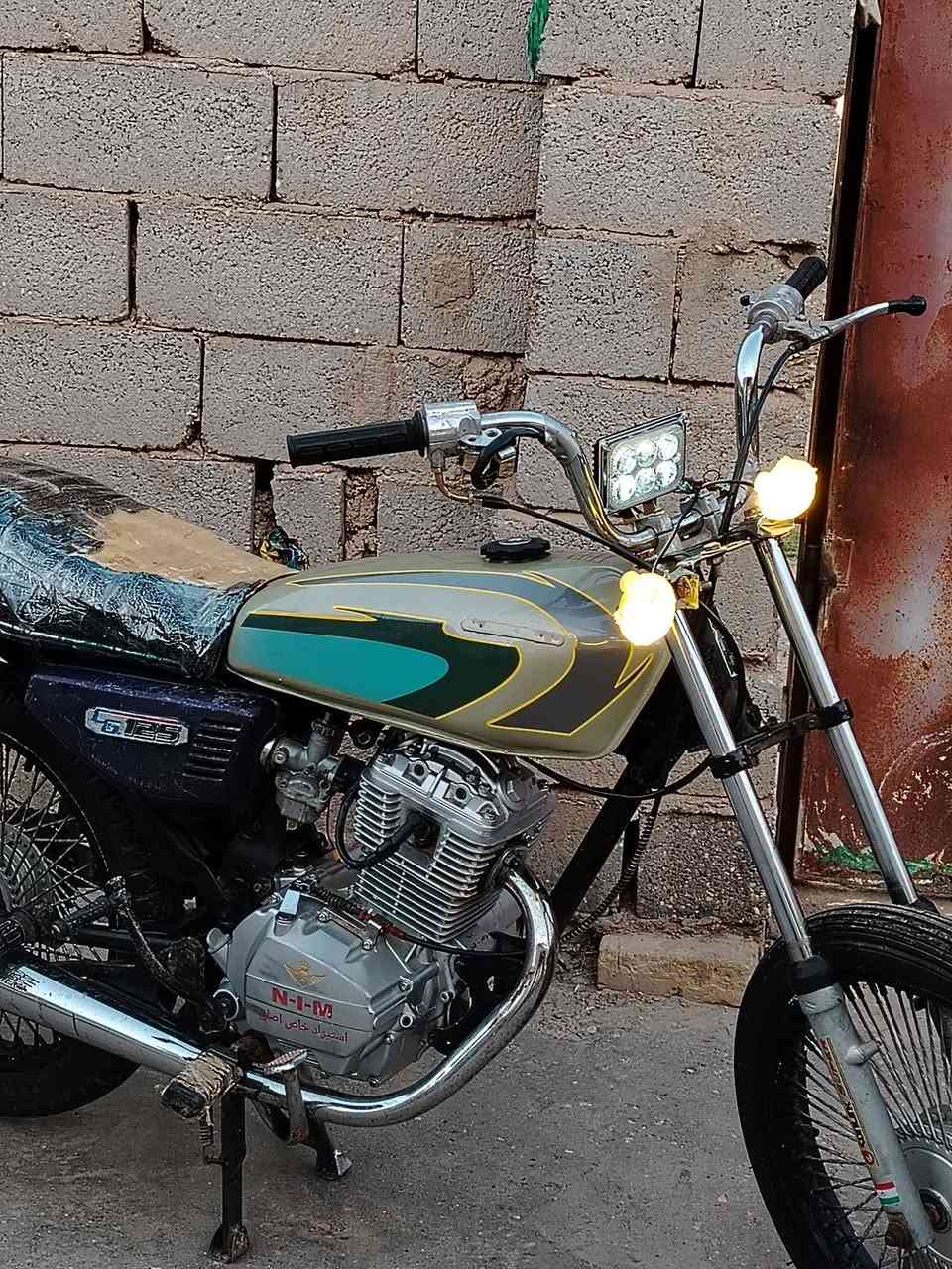 سلام عليكم
دراجه كلك للبيع
2021
مكينه كفاله من لفتح
جاهزه بلاجكتور
باتري جديد
تايرات دبلات
تانكي كله جديد
نقصهه فقط كشن
ب375 
مكاني شطره
***********
