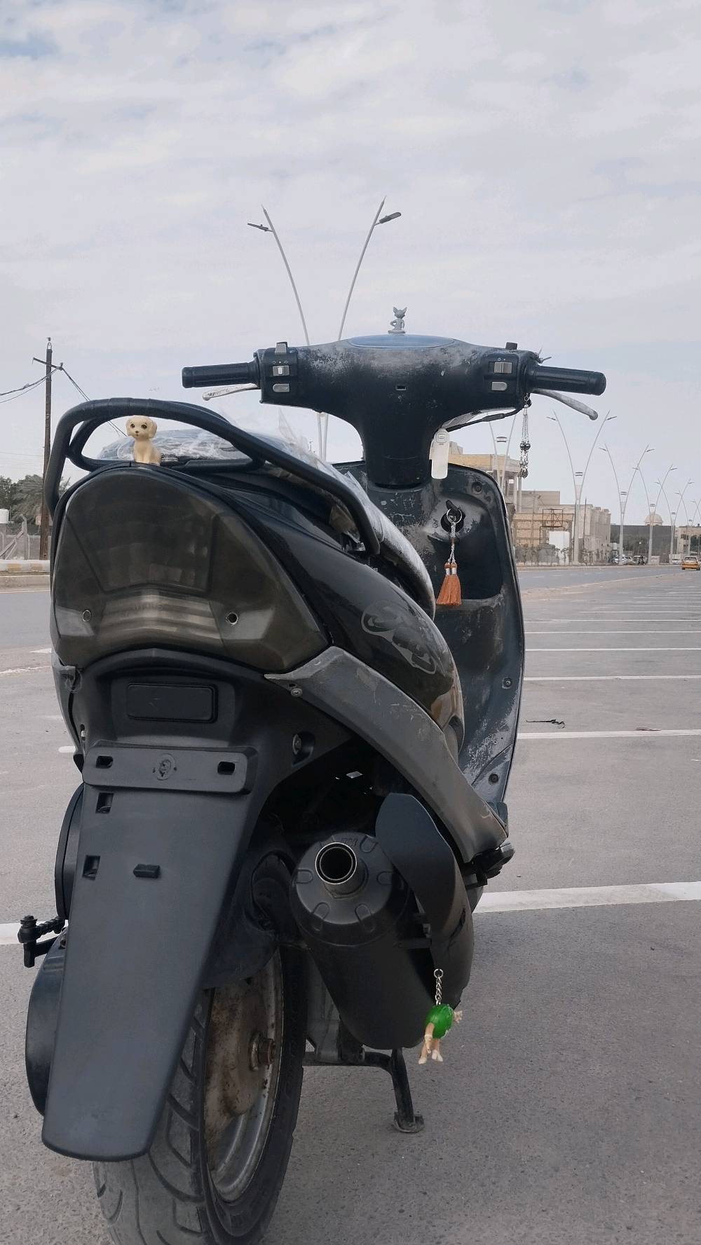 ماكس منغولي جديد مامفتوح كفرات ختم واحد شرط الفحص وين ميعجبك دراجه مابيها نقص وكامله من طول لطول سلف هندر كهربائيات بس تشغل وتطلع هذا رقمي وبي واتساب وانا خادم *********** 