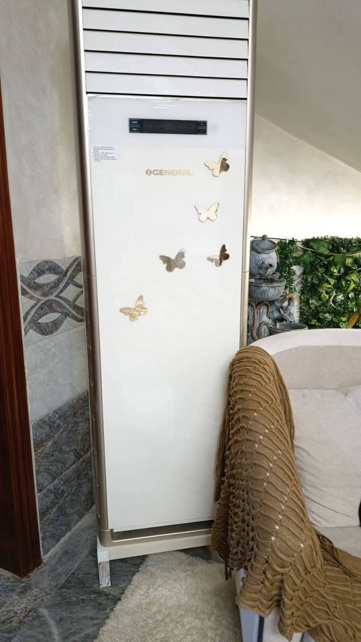 السلام عليكم سبالت جديده انتاج 2025.
سبلت كنتوري 3 طن بسعر 400الف فقط 
سبلت جداري 2طن بسعر 300الف فقط لتواصل الاتصال عل رقم ***********
