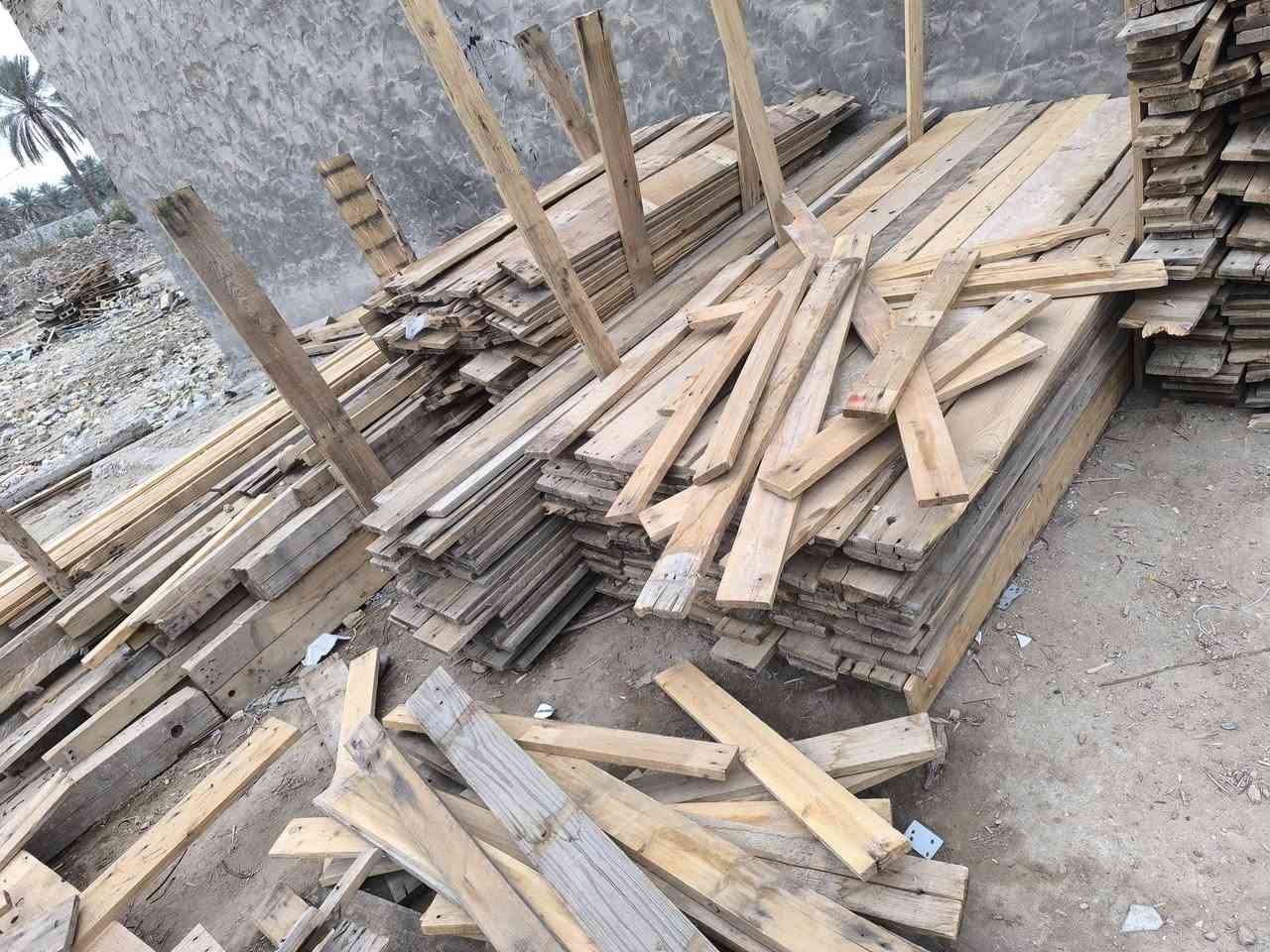 السلام عليكم خشب للبيع عطلنا بيعه مكان حله الاستفسار على الرقم ما متواجد على الفيس***********
