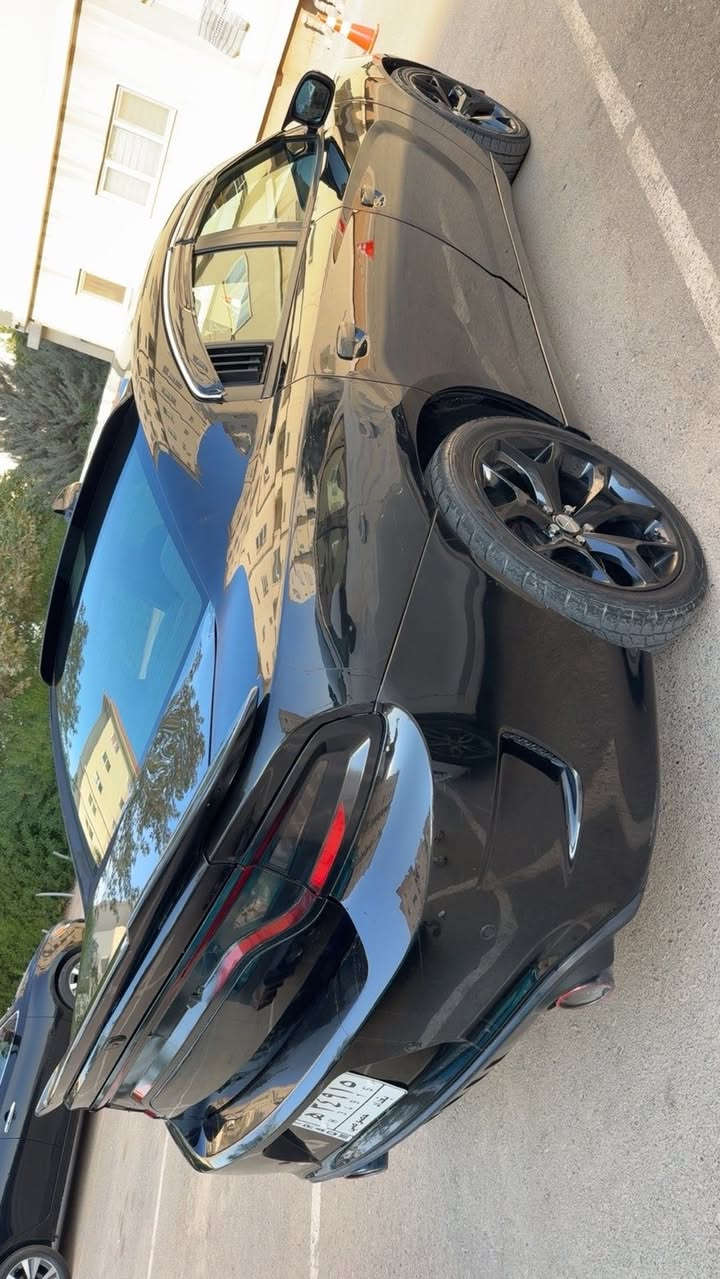 مكلف بالنشر
السلام عليكم 
دوج جارجر sxt للبيع فقط
مديل 2017
لون اسود وبيها قطع صبغ ابيعلك حزام
محرك 3600 مكفول
رقم بغداد تحويل ثاني يوم
سنويه جديدة
شاشه كبيره
سقف روز
دشبول كنتاره
بصمه تشغيل 
بصمه ابواب وجنطه
نظام سبورت
كير طياره 
اكسل كفاله
كير ناقصه فلتر دهن 
كامره خلفيه دوار 
تشغيل عن بعد 
كشن تدفئه
كشن كهرباء 
تحكم ستيرن
ويل كب 20
كشنات اسود حظن
تبريد قطعتين 
حساس خلفي
حداديه اماميه جديده 
منظومه بانزين جديده
السعر 155 وبيها مجال كلش بسيط
مكان السيارة سامراء 
***********
