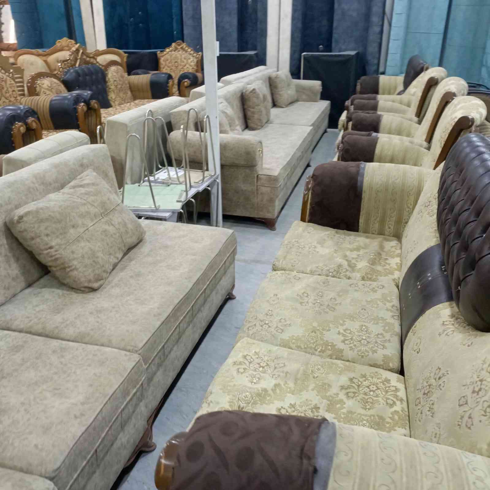 بضاعه باله نظيف جدا، ،، المحاويل حي العسكري قرب المولده /الشارع الفاصل بين حي العسكري وحي الاسرى للاستفسار مراسلة الصفحة او الاتصال على الرقم ***********
