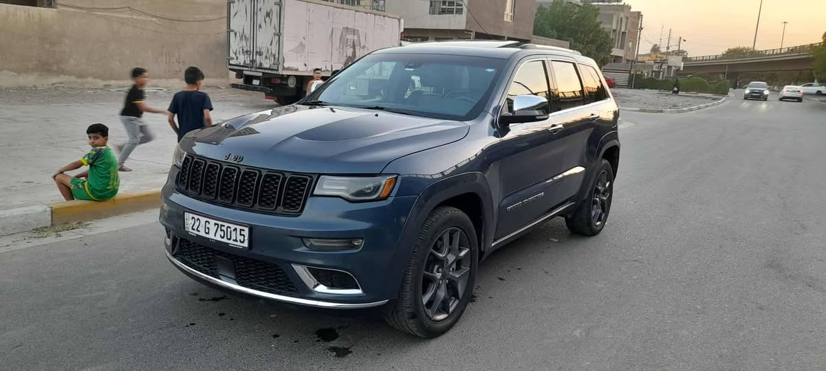 سلام عليكم جيب 2021 لون بحري مميزز فول مواصفات سياره جديده ومال بيت محرك 6 سلندر كير مكفول سياره بأسمي تحويل مباشر مراوس أو لبيع ضرر بسيط خشم جاملغ ولبنيد والباقي كله مكفوله سياره جاهزه من كل نواحي صيانه شركه فقط مراوس أو لبيع مكاني بغداد الدوره رقمي *********** غير متواجد فيس خابرني ودلل بغداد, العراق
