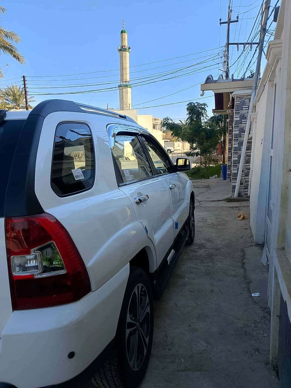 سبورتج  مكفوله خليجي بيه بالباب الخلفي شويه تكحيل  مكان السياره ديالى الخالص ‭0772 207 7169‬ السعر 122 بيه مجال
