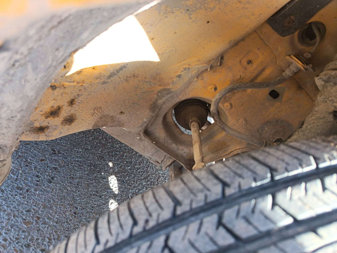 السلام عليكم سايبه موديل ١٢ مكفوله  السعر ٣٣ وبيه مجال العنوان بغداد الغزاليه ***********
