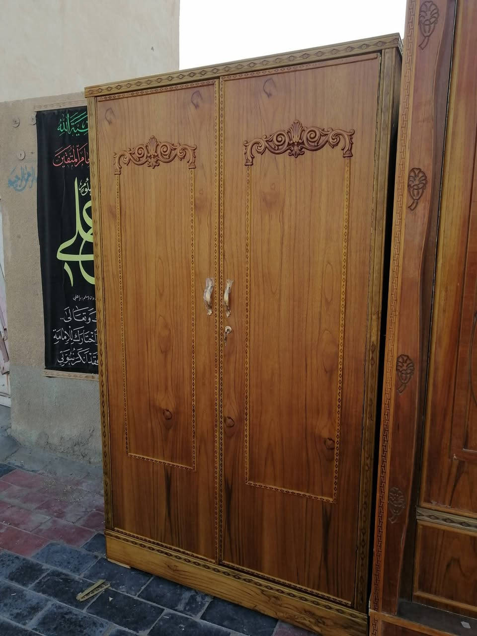 كناتير بابين وجه جديد
ميز مرايه
مكان كربلا
توصيل داخل كربلا
***********
