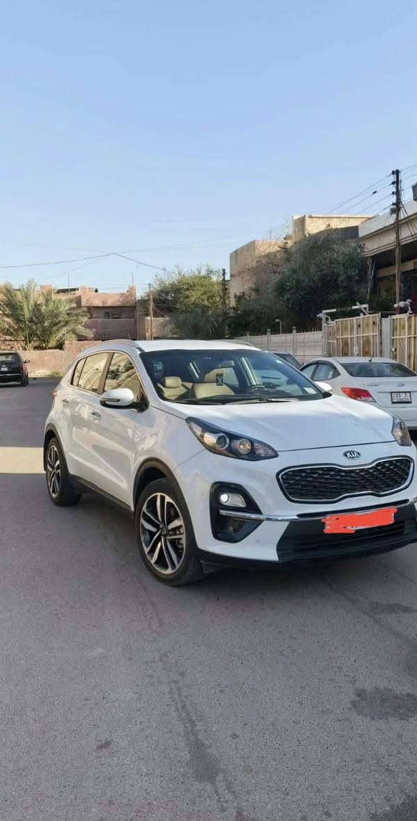كيا سبورتج 2019
خليجي 

محرك 2000

سياره نظيفه مآخذها زيرو السياره على ايدي وباسمي السياره 

ويل 19

مرايه شفط 

حساسات 

سياره بيها ضربه واني لي مسوي الحادث بيها ضرت شجره ضررها تكمه فقط اي قطعه تبديل مابيها سياره مال جناي  السعر 175 وبيها مجال بسيط 

للتواصل *********** متواجد واتساب
