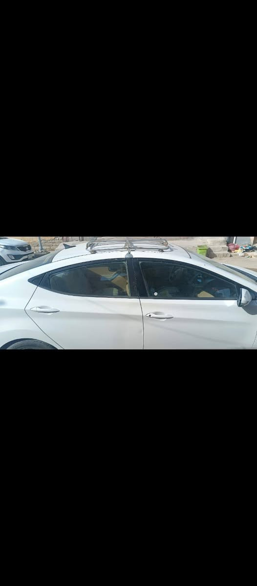 النتر 2013خليج
محرك 1800
سياره تخم تاير جديد 
تبريد شغال
سياره بيه منضومه غاز
سياره مصبوغ حازم فقط من جراد بدون تبديل
95وبيه مجال 
مكلف بل نشر التواصل بس علا الرقم ***********
