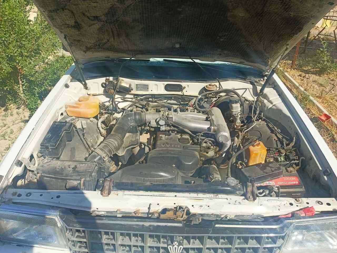 سوبر 85للبيع السعر 45وبيها مجال السيارة مال خبزة للشغل محركها بطة رقمها انكليزي سنويتها لل29 والهزة جديدة للاستفسار***********مكان السيارة الرفاعي.

