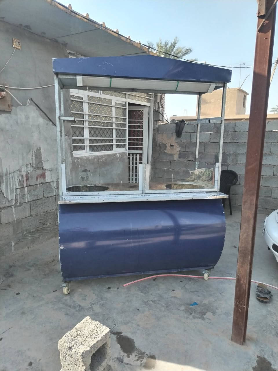 عربانه جديده مسويها ب ٣٠٠ للبيع  اريدها ٢٢٥ وبيها مجال ابو غريب حي الرساله  ***********
