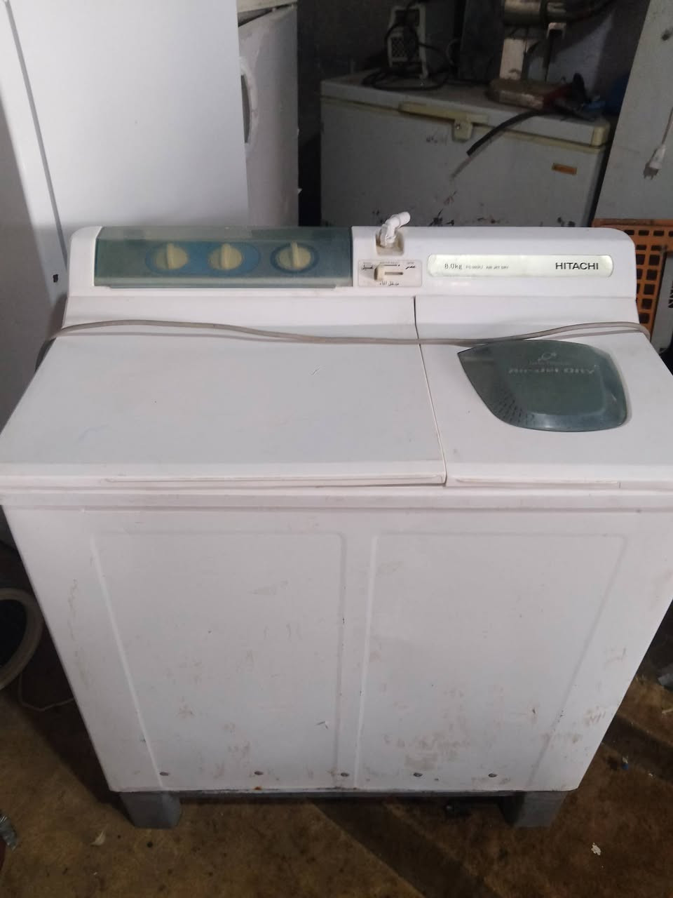 متاح غسالة هيتاشي وضع شركه نضافه فول السعر 100 وبيها مجال ***********
