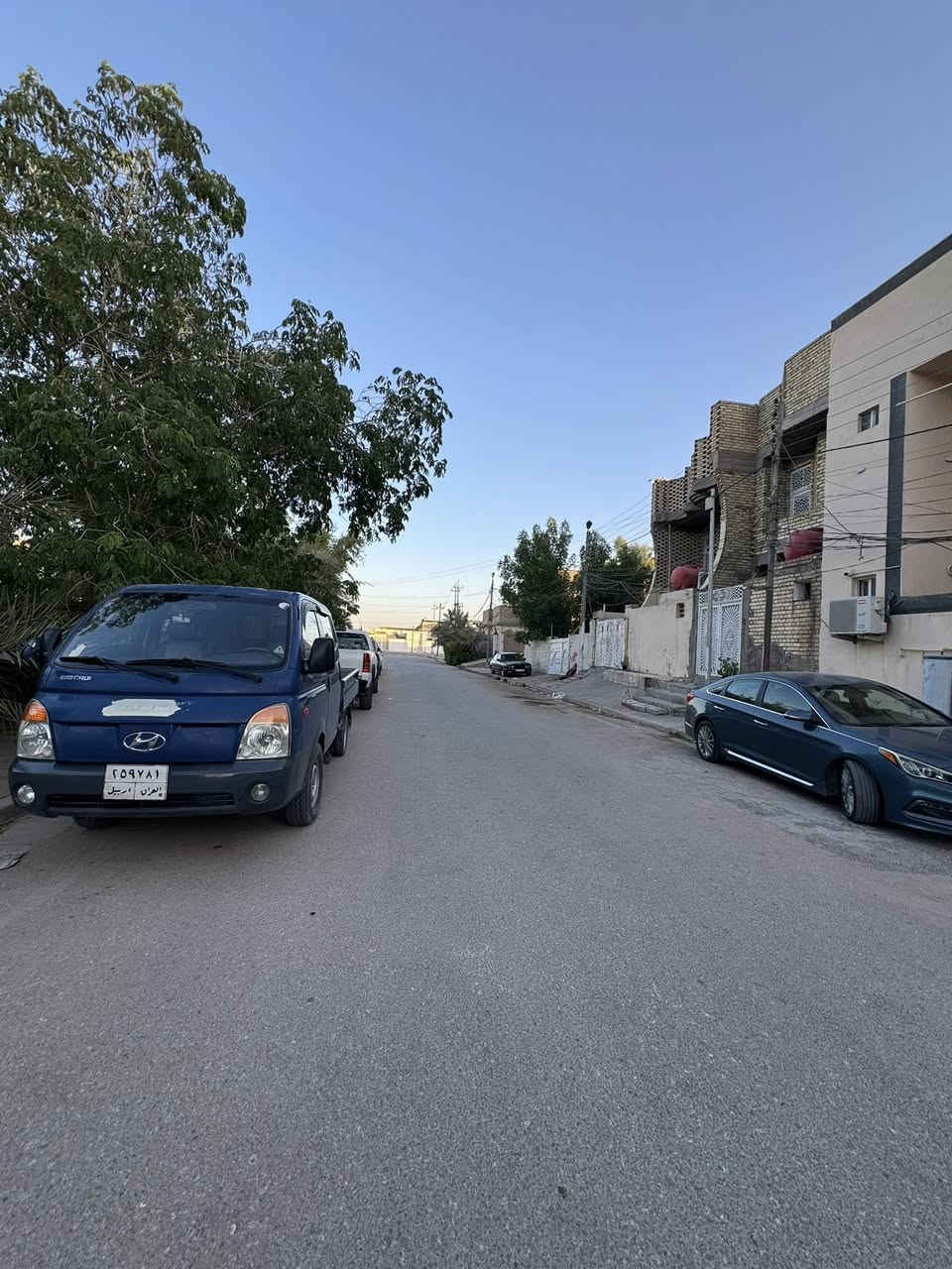 دار للبيع حي الجمعيه مساحه 120 شارع 15 طابق واحد بناء حديث ***********
