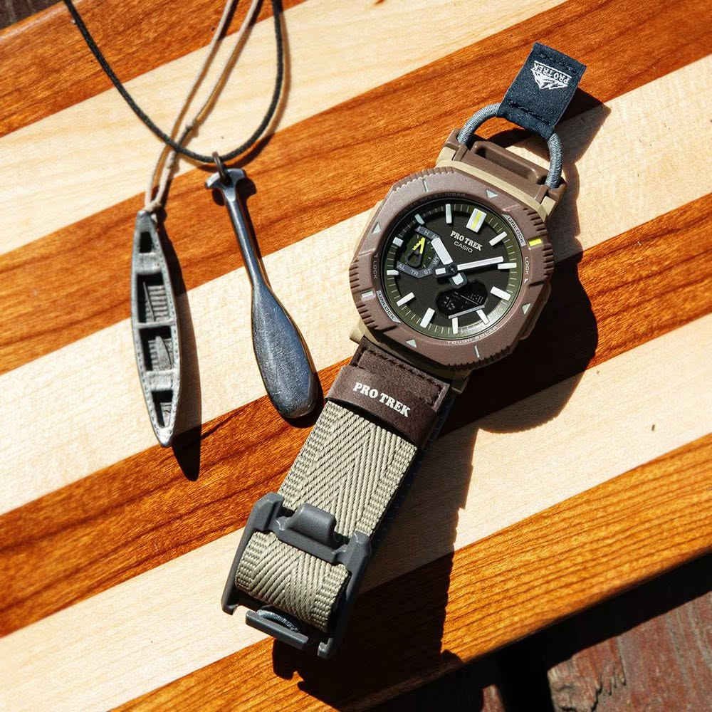 PRO TREK

متوفر وكالة

قطر 46

سولار 

ميزة الاتصال بالهاتف الذكي
رابط الهاتف المحمول (اتصال لاسلكي باستخدام تقنية Bluetooth®)

مؤقت تلقائي
ضبط بسيط للساعة
يوجد ما يقرب من 300 مدينة تستخدم نظام التوقيت العالمي
الزمان والمكان
محدد موقع الهاتف

تنبيه لمدة 5 أيام
إشارة زمنية

ضاءة LED مزدوجة

تقويم أوتوماتيكي بالكامل (حتى عام 2099)

وبيها هواي موصفات بعد 

توجد خدمة توصيل 

***********
