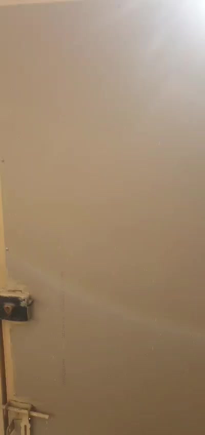 السلام عليكم
بيت بمجمع سيد اسماعيل للرهن المده سنه سعر الرهن 20
المساحه 75 متر مربع 
🎇بدون اثاث
للتواصل ***********
