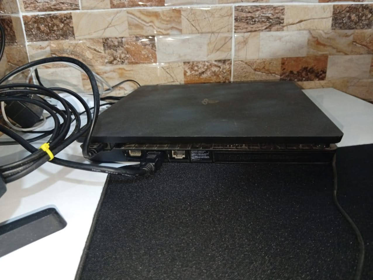 بلي 4 سلم👇🏻
بلي 4 سلم ما مهكر نظافة فول وياه يده وحده اصليه كارتونته موجوده ما مفتوح ولا مصلح سعره 250 مكاني بصره للتواصل واتساب ***********
