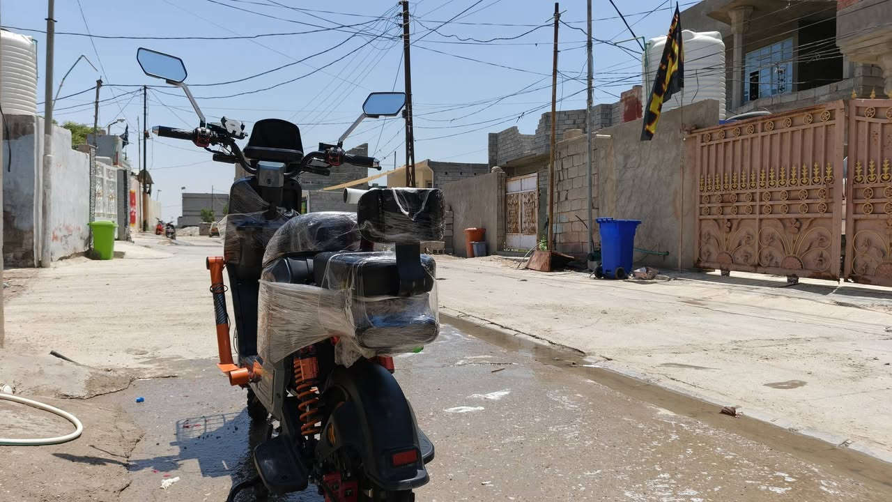 سلام عليكم دراجه شحنR9 MAX خمس   بطاريات كل شغال فقط يرادلهه تبديل للتاير نظام R مكاني ديالى بعقوبه الاستفسار ***********
