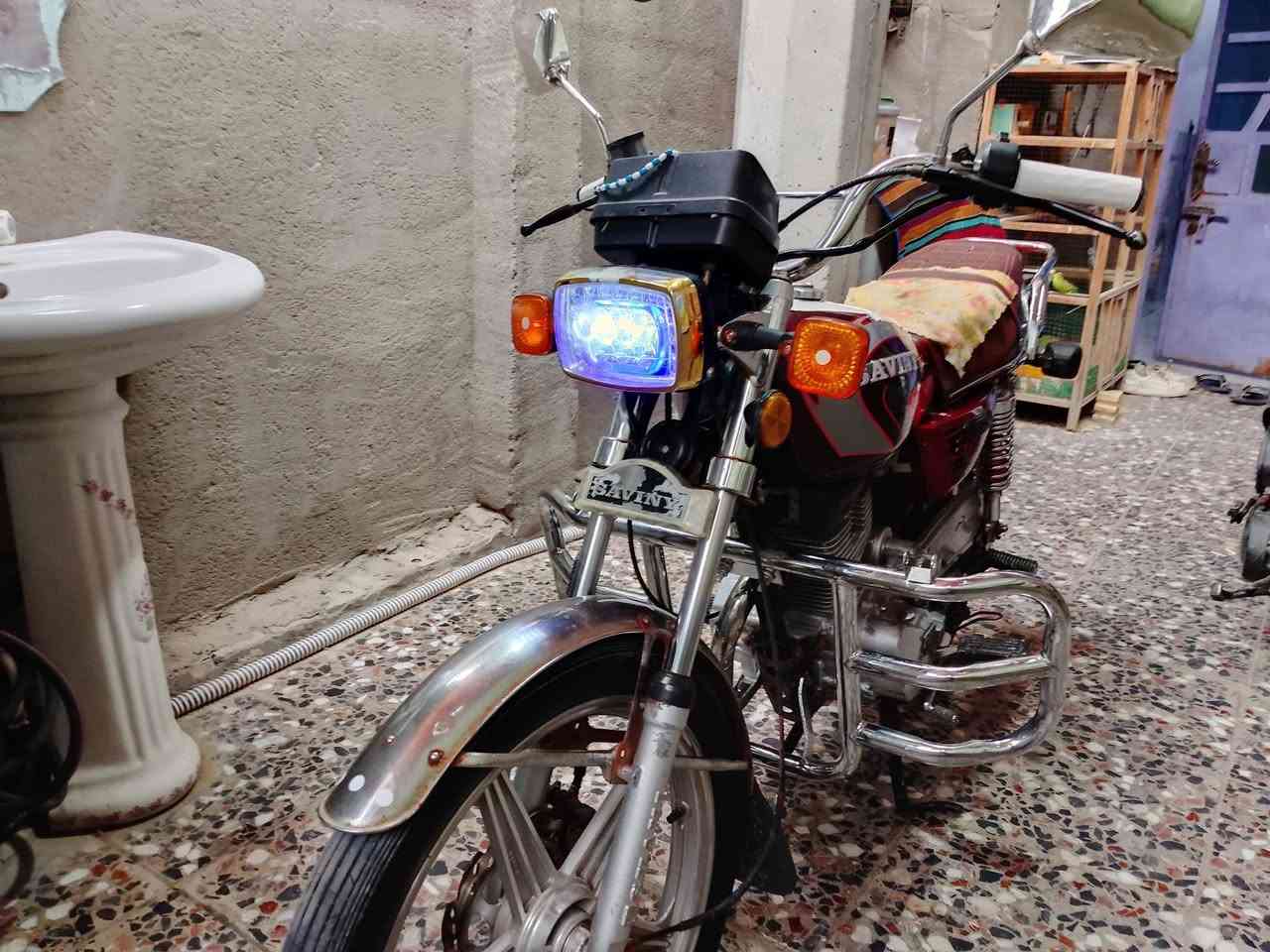 سلام عليكم دراجه سيفان 5كير كهربيات كله شغال عالي ناصي رون بريك أمامي +خلفي شغال مكينه خير من الله تجي وشوف بعينك عنواني بغداد الزعفرانية خاص مفتوح ***********
