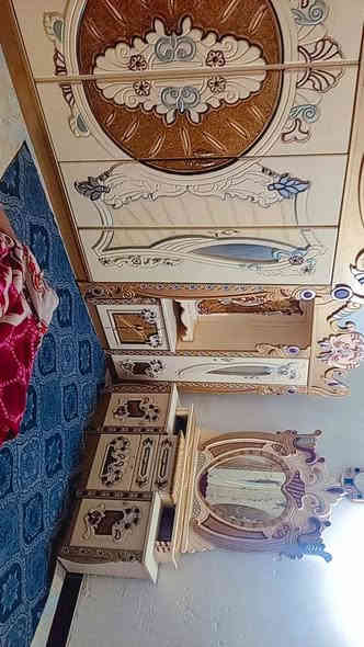 غرفه اخشاب للبيع العنوان ناصريه مدينة الصدر   السعر 800 وبيها مجال استفسار وتساب ***********
