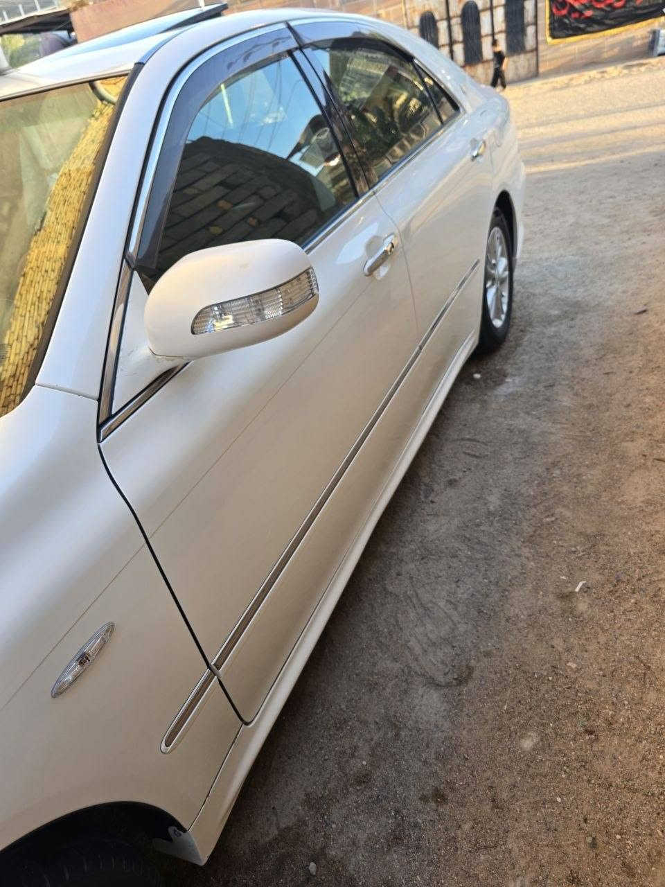 للبيع كراون شاهينه موديل 2004
رقم بصرة تسجيل جديد 
3دكم 
فتحه
كشنات جلد اسود كهربائي
شاصي 82 مكينة 3000 
أشارة مريات مع شفط
اريل امامي 
كفاله عامه وكلشي بيها شغال ما بيها نقص برغي
ويل حصيرة 
واذا تريد وياها ويل دنگه موجود 
مكاني البصرة 
***********
سعرها 160
