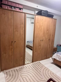 غرفة نوم ملكية • نفرين • خزانة ٦ أبواب