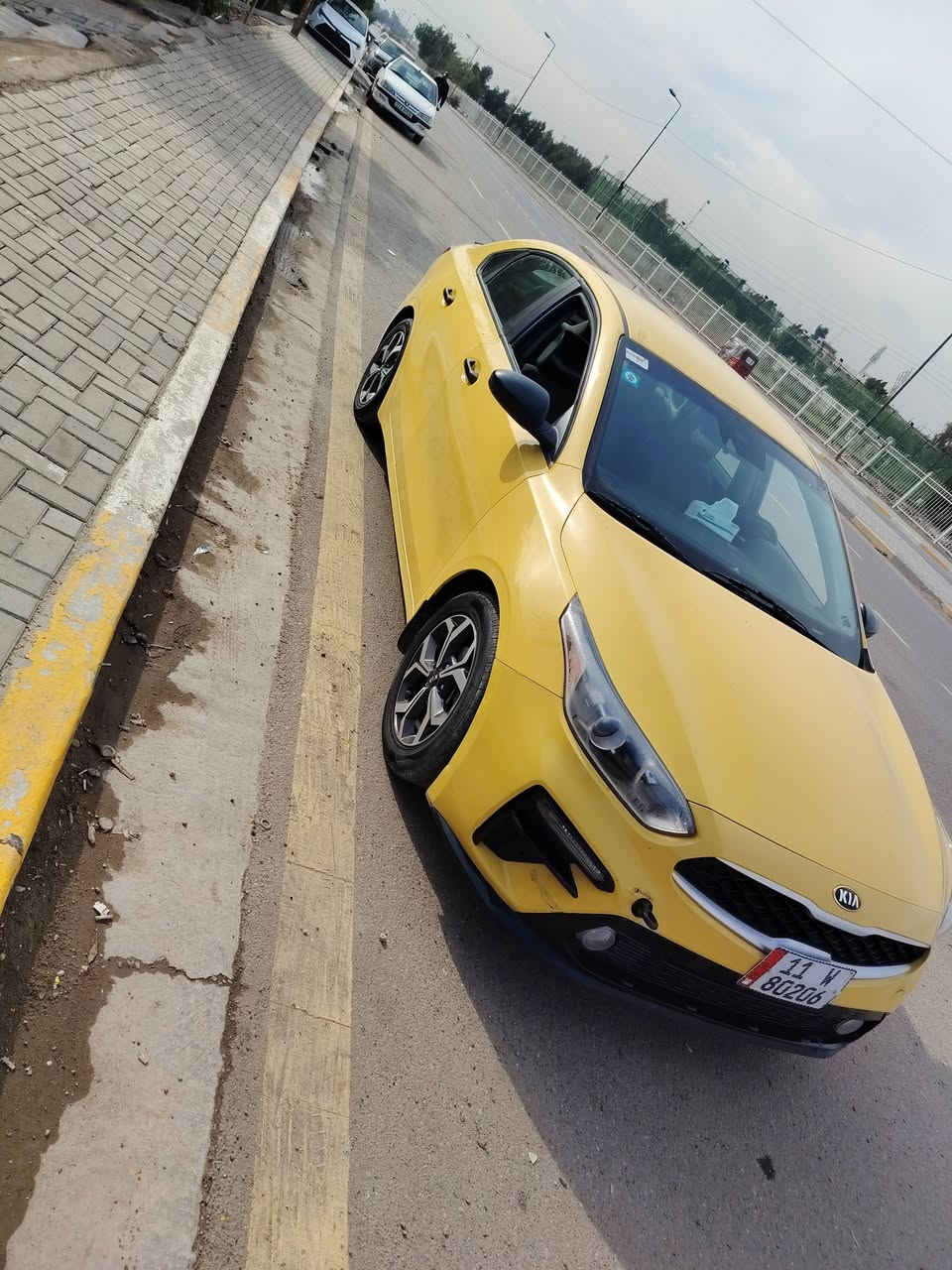 سلام عليكم
البيع كيا فورتي مديل 21
سياره نظيفه وخير من الله
حادثه قبق جنطه بدون ايرباك
سعر 137..وبيه مجال شي قليل
مكاني بغداد دولعي
***********
