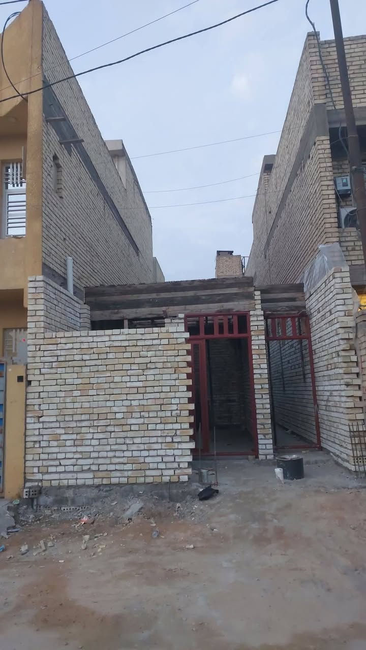 سلام عليكم
بناء - ترميم - مقاولات عامة - ديكورات - 
واحلى من هيج متنطي اي فلوس الة تشوف شغل بعينك 
يعني مأمن ع فلوسك وع شغل الي يعجبك وحسب الاتفاق 
وبسعار مناسبة جدآ 

وتبدآ الاسعار الهياكل من ٢٠٠ الف فما فوق حسب الاتفاق
وتبدآ الاسعار المفتاح من ٤٥٠ الف فما فوق حسب الاتفاق
للاستفسار *********** واتساب
